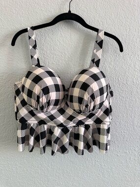 Raisins Curve Latitude Swim Top 18W Black White Bustier Bikini Top Peplum NWT